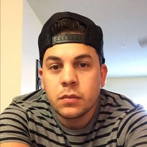 Meet your Posher, Chris