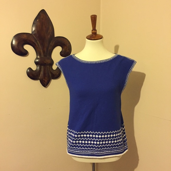 NWT Banana Republic Embroidered Top - Picture 2 of 4