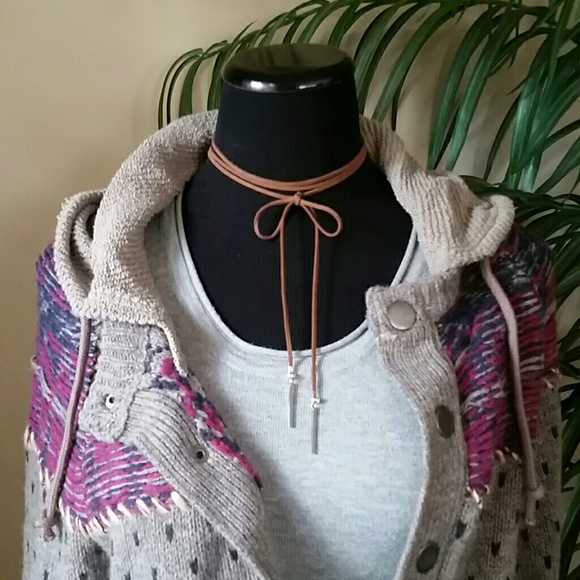 Fashion Jewelry Jewelry - 🛍SALE2/$15or5/$25
Boho Choker Tassel Tie Necklace