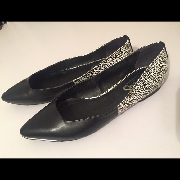 CIRCUS BY SAM EDELMAN *ELLISSA* FLATS