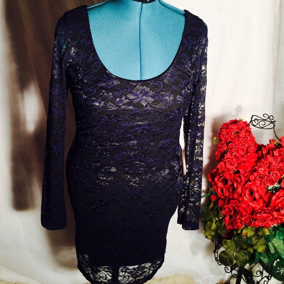 Forever 21 lace bodycon dress - Picture 2 of 7