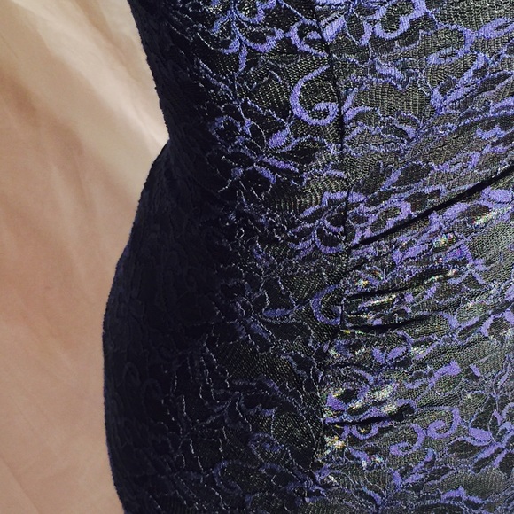 Forever 21 lace bodycon dress - Picture 6 of 7