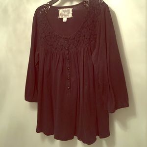 Black swing shirt with button and lacs detail