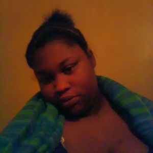 Meet your Posher, Charisa