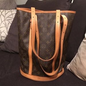 Louis Vuitton bucket bag GM vintage