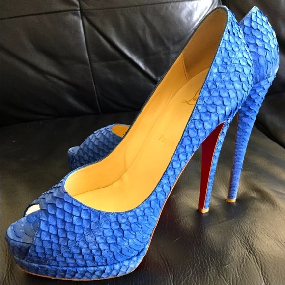 Christian Louboutin - Picture 3 of 4