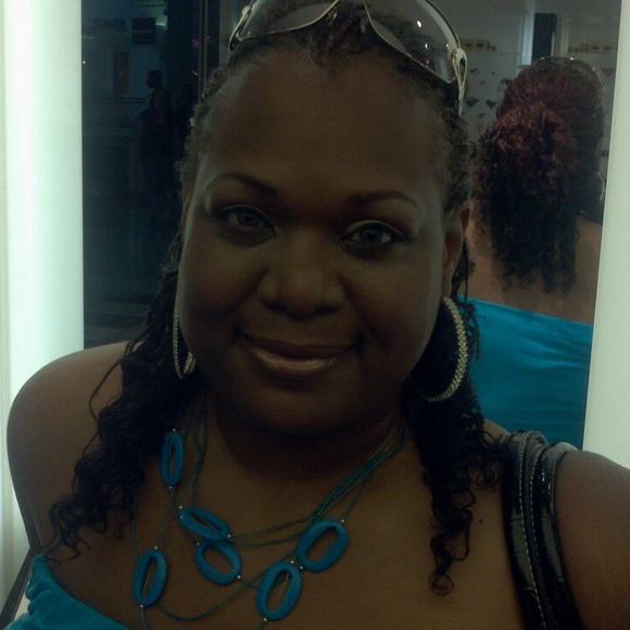 Meet your Posher, Racquel - Picture 1 of 1