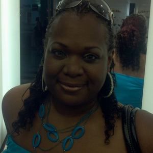 Meet your Posher, Racquel