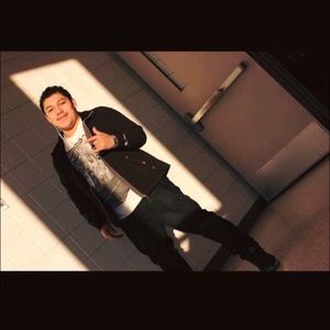 Meet your Posher, Jonathan