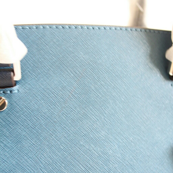 NWT Michael Kors Selma Blue Colorblock Bag charm - Picture 3 of 4