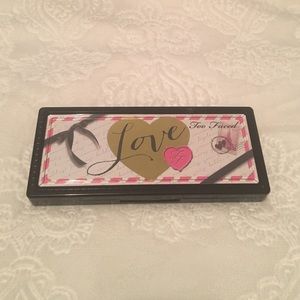 Too Faced Love eyeshadow pallet 😍