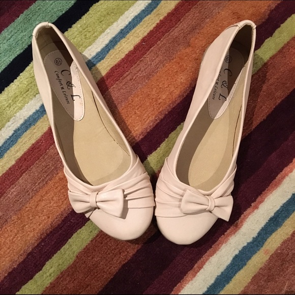 Comfort & Leisure Brand Flats Pale Pink NWT - Picture 1 of 3