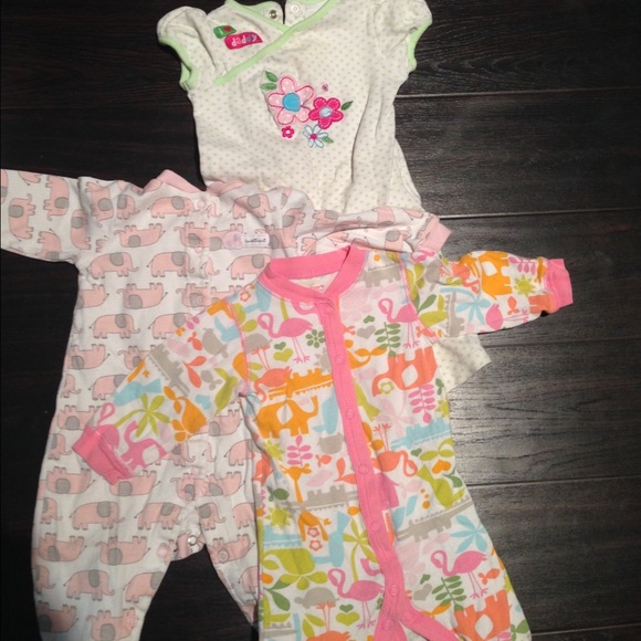 Set of 3 Pjs Sz 9m