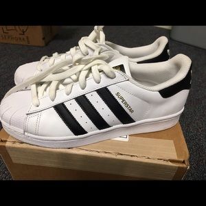 Women's originals superstar shoes