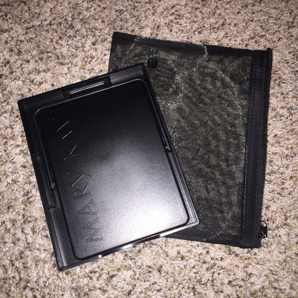 Mary Kay Travel Makeup Vanity