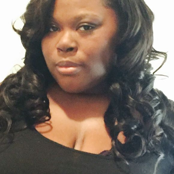 Meet your Posher, Benita - Picture 1 of 1