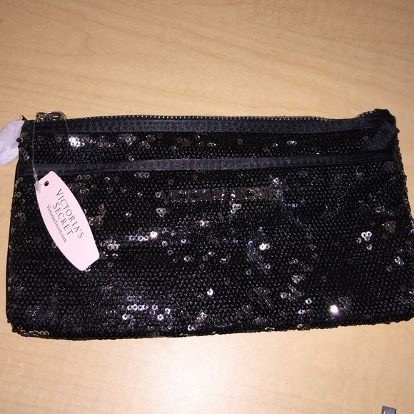 🆕 Victoria Secret Bling Clutch Wallet