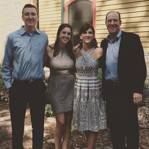 Meet your Posher, Kelly