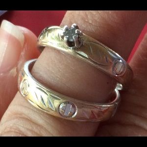 1/20 of a caret diamond wedding set