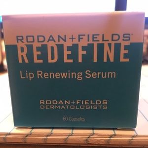 Rodan & Fields Lip Renewing Serum
