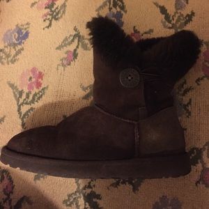 Chocolate Brown Bailey Buttons