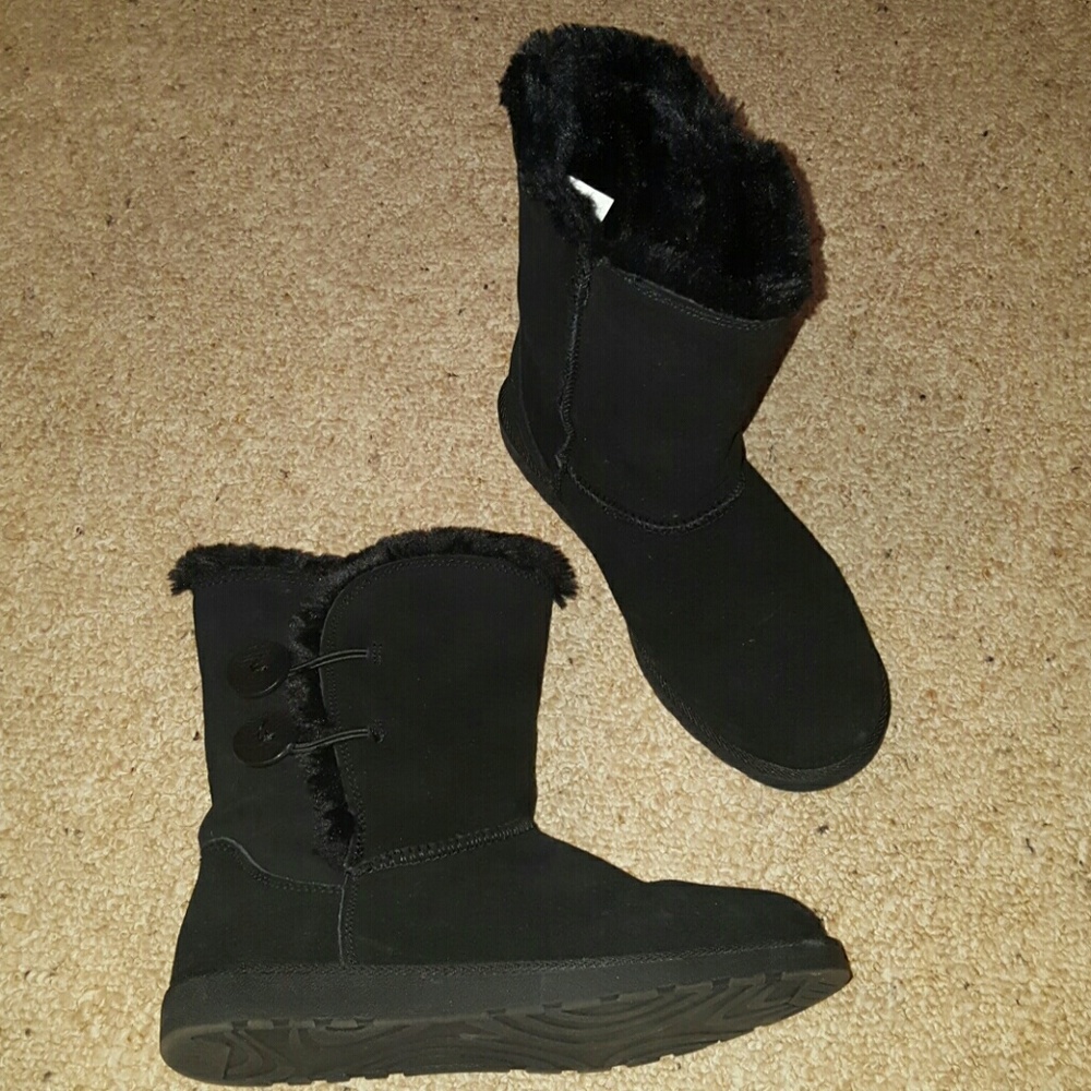 Black boots