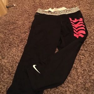 Size L Nike running pants