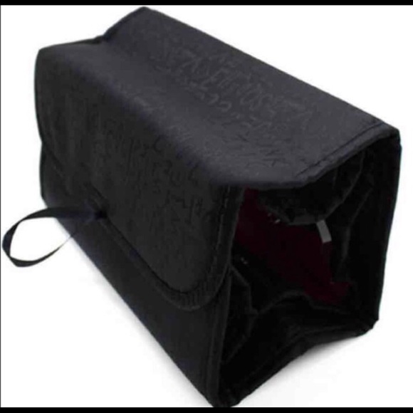 1 LEFT Roll & Go Makeup & Accessories Bag - Picture 2 of 4