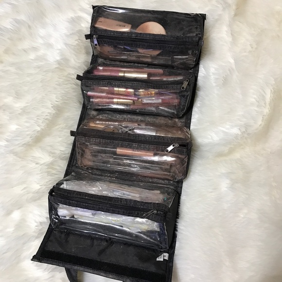 1 LEFT Roll & Go Makeup & Accessories Bag - Picture 4 of 4