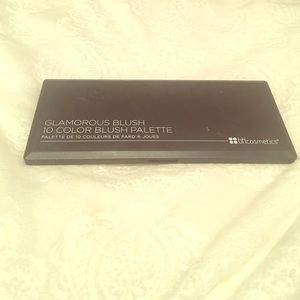BH cosmetics Glamorous Blush Palette