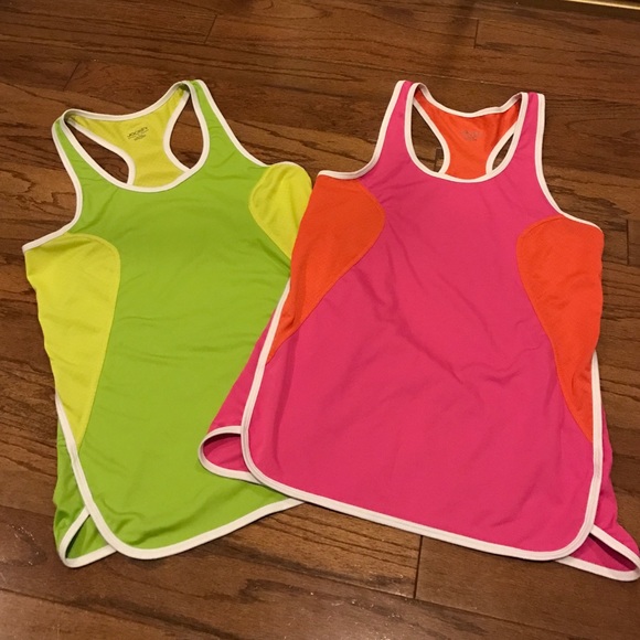 ***SOLD*** Jockey workout top bundle - Picture 1 of 3