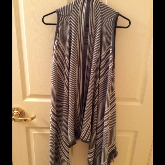 Wrapping top like vest for warm