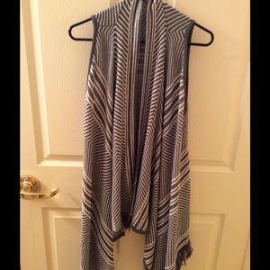 Wrapping top like vest for warm