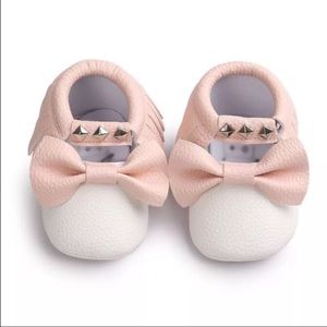 New children's moccasins baby girl