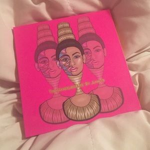 Juvia's Place Masquerade Palette ON HOLD