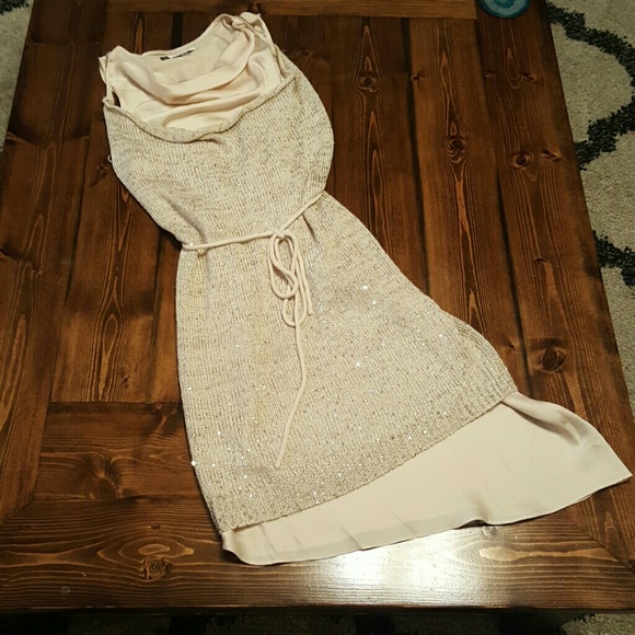 NWOT Jennifer Lopez gold and cream silk/knit dress