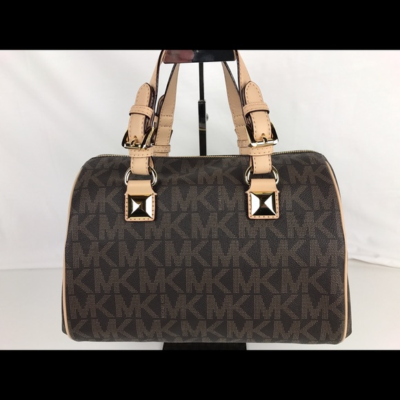 Michael Kors Handbags - Michael Kors Grayson Monogram Medium Satchel