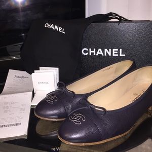 Authentic Chanel Ballet Flats in Marine