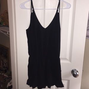 Black ruffle bottoms romper