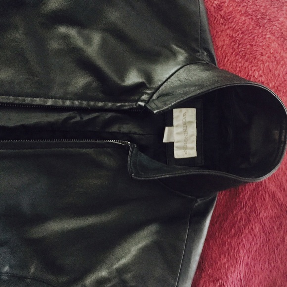 Designer items - Picture 3 of 3
