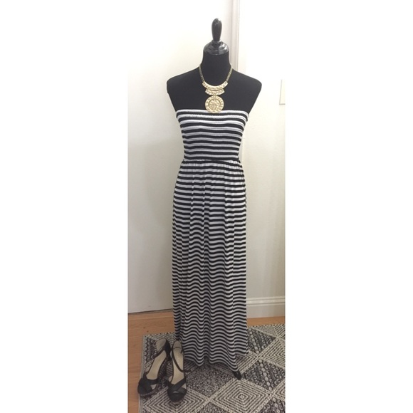 Strapless maxi dress