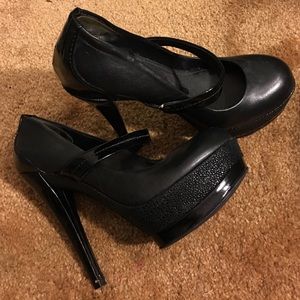 Jessica Simpson Mary Jane Heels!
