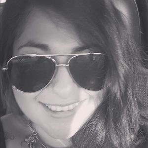 Meet your Posher, Mariana