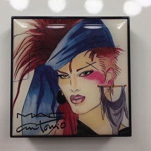 MAC shadow palette limited edition