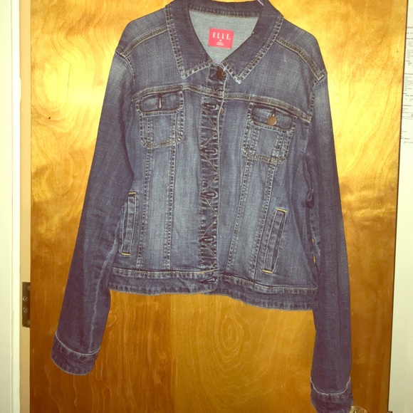 XL NICE JEAN JACKET FROM TARGET
