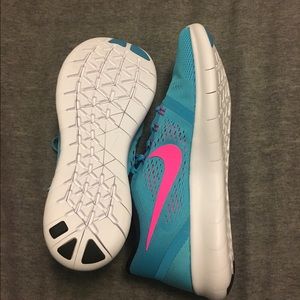 Nike Free Run Shoes