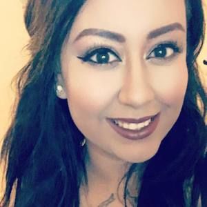 Meet your Posher, Mia