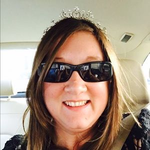 Meet your Posher, Renee