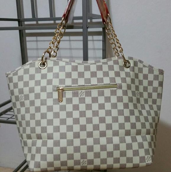 Sold - Picture 2 of 4