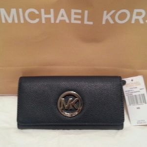 Michael kors, Fulton Leather Carry- all Wallet